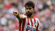 Diego Costa durante un partido con el Atlético. (AFP)