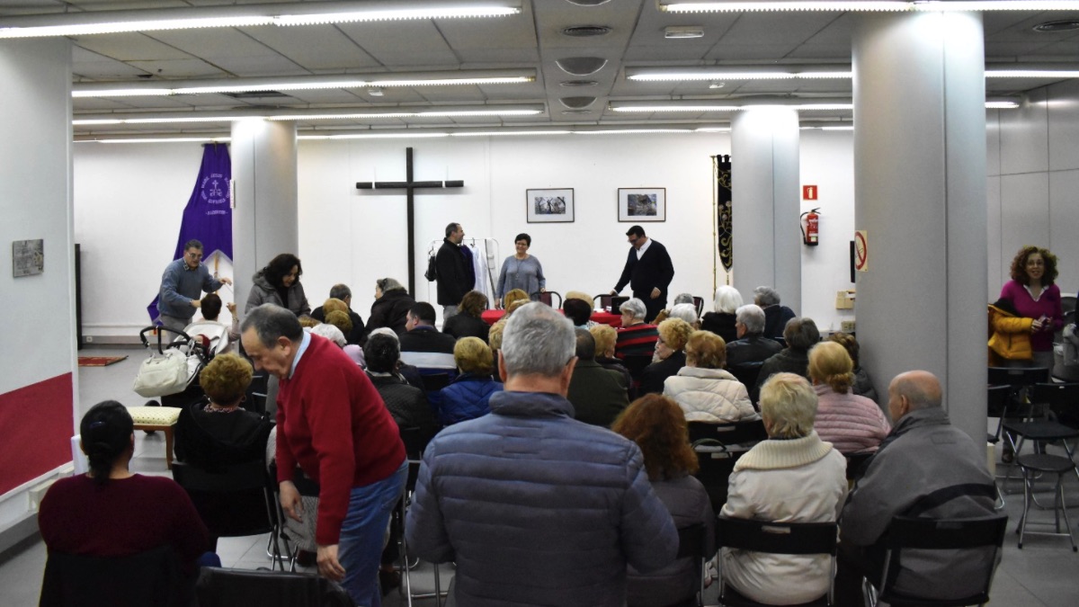 La alcaldesa socialista de Alcorcón desahucia a una hermandad cristiana de un local cedido hace un año