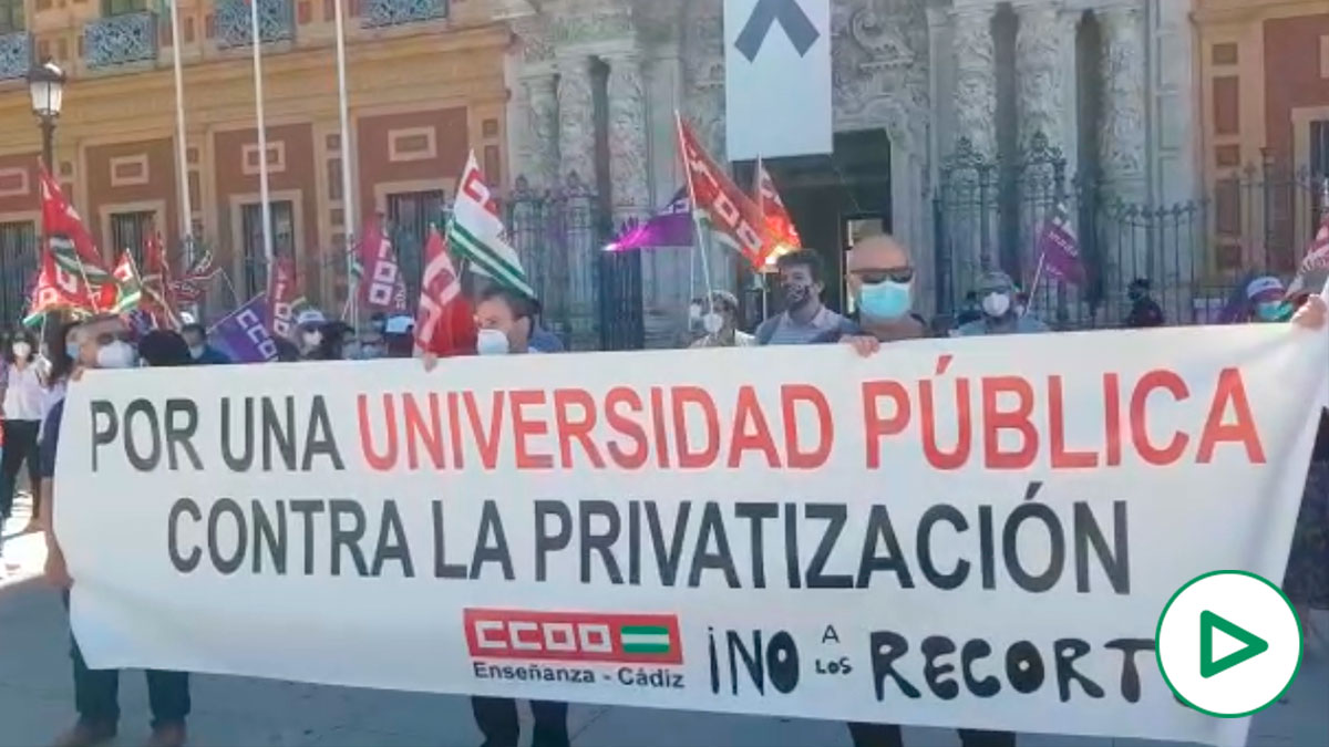 Ni los manifestantes por los recortes en Educación en Andalucía saben por qué protestan.