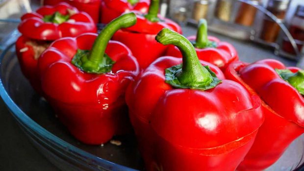 Pimientos rellenos de quinoa