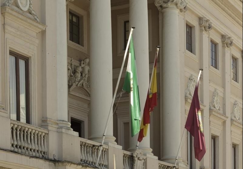 Cádiz.-Ayuntamiento de Cádiz garantiza su apoyo a la UCA para que Ciencias de la Educación se ubique en Valcárcel