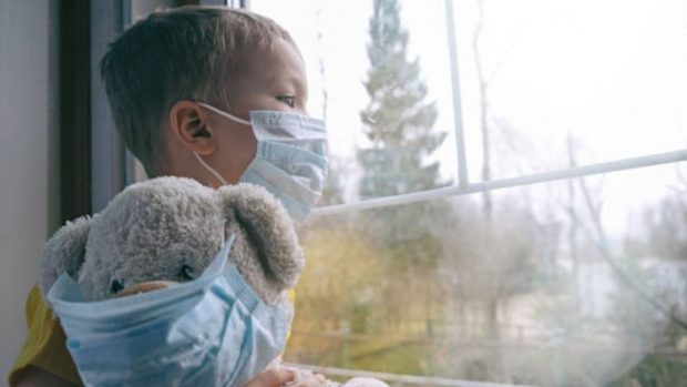 Un nuevo estudio desvela que el coronavirus sigue sin afectar demasiado a los niños