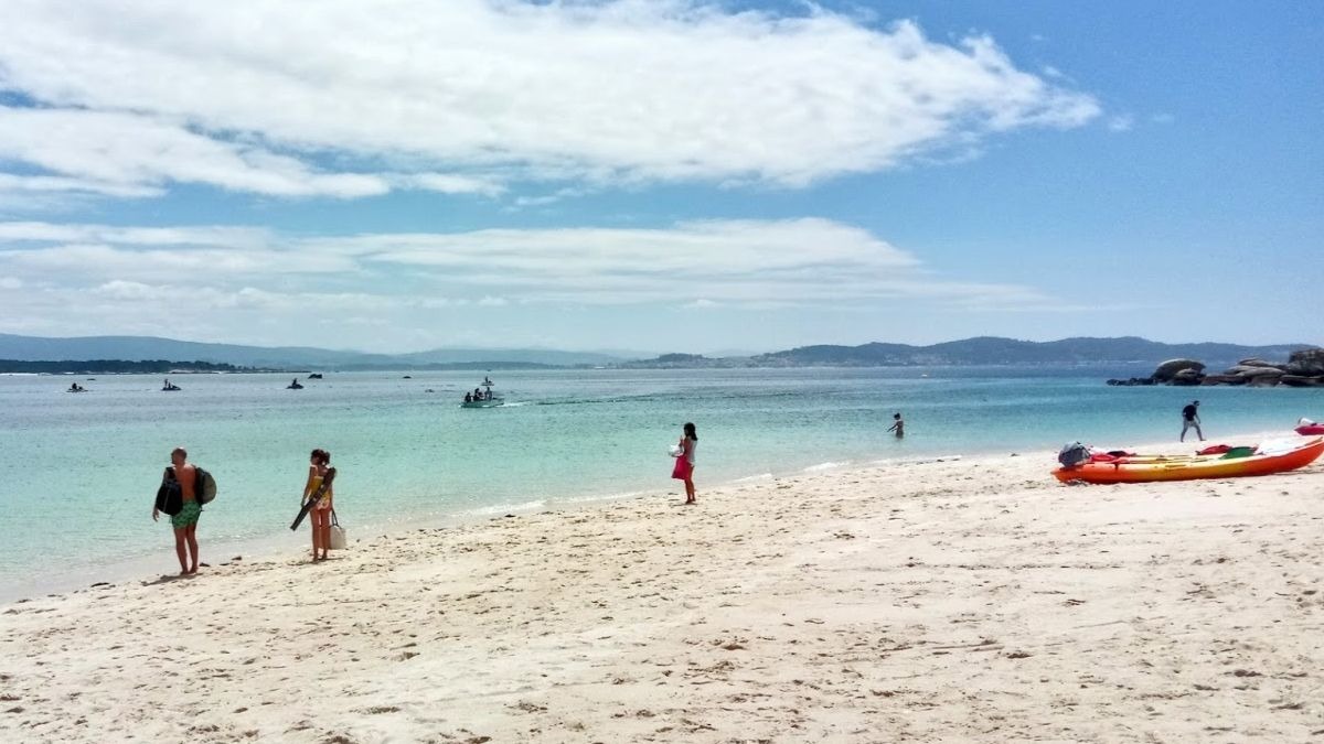Vacaciones 2020: Isla de Areoso, el Caribe en Galicia