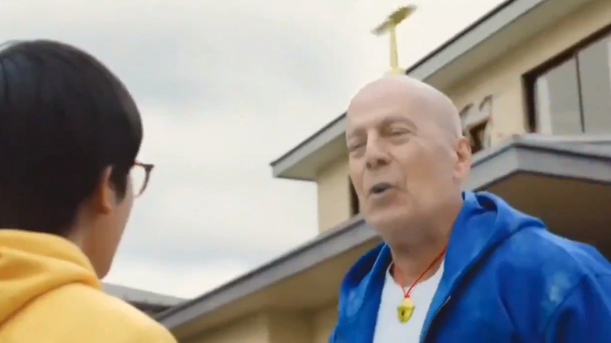 Twitter: Bruce Willis se convierte en Doraemon en un anuncio japonés de 5G