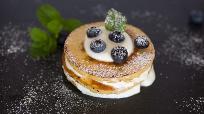 Receta de piña asada con crema de plátano sin azúcar