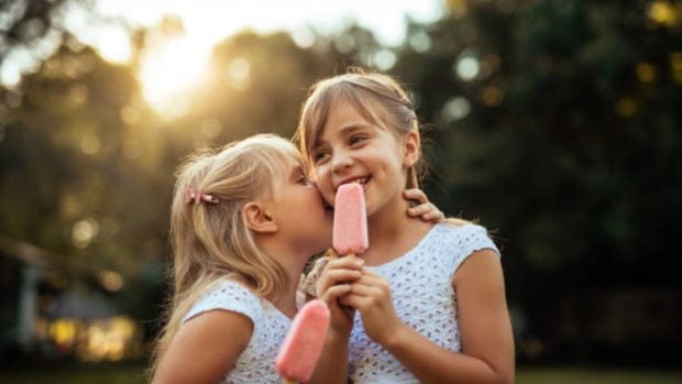 Hábitos de vida saludables que los niños pueden aprender desde una edad temprana