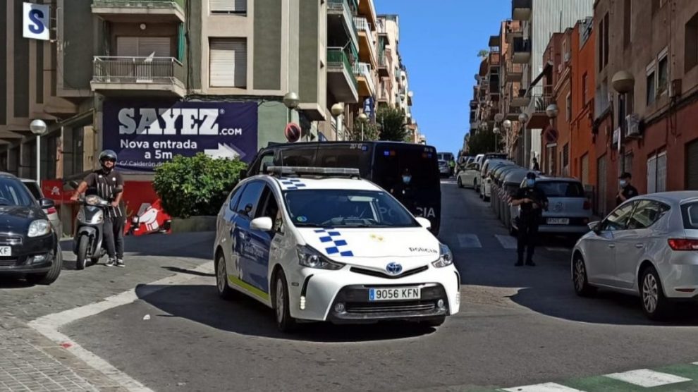 Operación contra el yihadismo en Badalona. (Foto: Guardia Urbana)