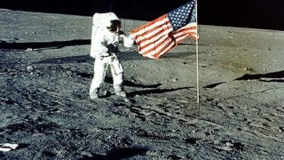 Hombre en la luna