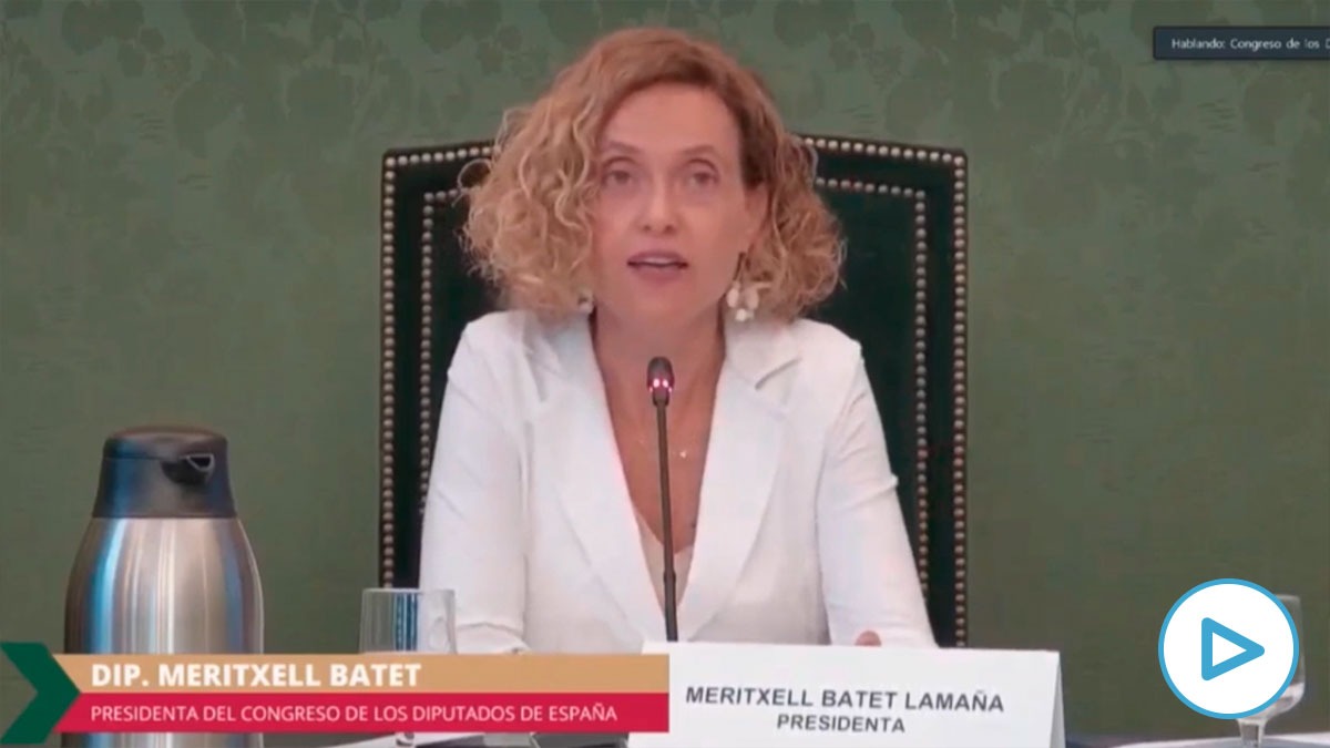 La presidenta del Congreso, Meritxell Batet, en la reunión telemática con la Cámara de Diputados de México.