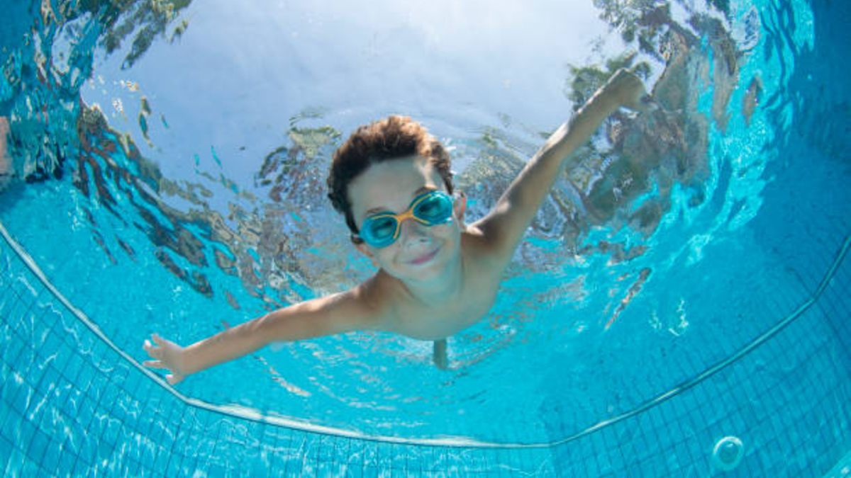 Las reglas esenciales para nadar con seguridad con los niños