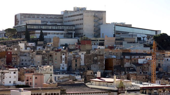 La Generalitat confina un hospital entero al detectarse seis casos de coronavirus