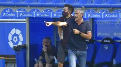 Quique Setién da instrucciones durante el Alavés-Barcelona. (AFP)