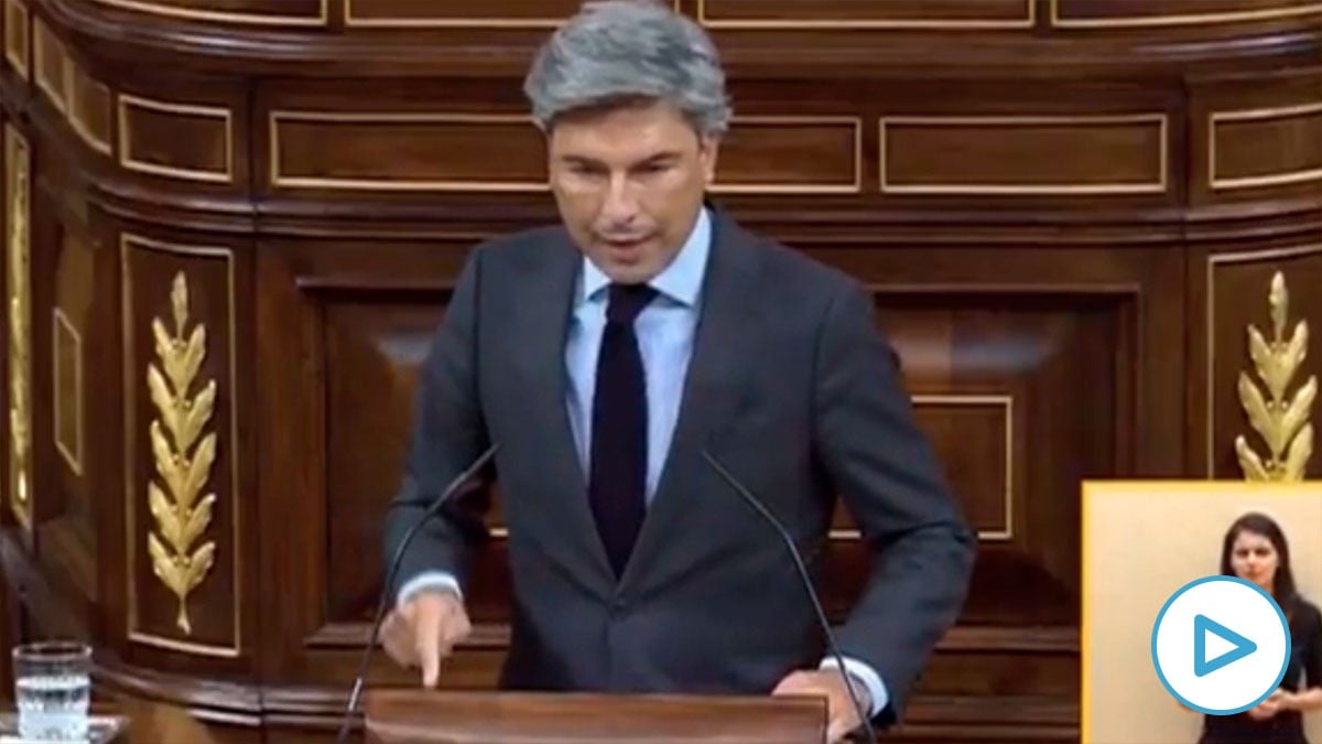 El diputado del PP Andrés Lorite pide explicaciones al ministro Ábalos en el Congreso.