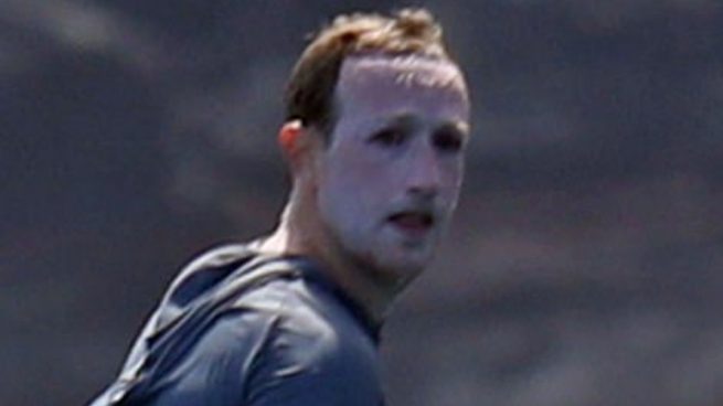 Twitter: Mark Zuckerberg asusta a las redes sociales con su forma de aplicarse el protector solar