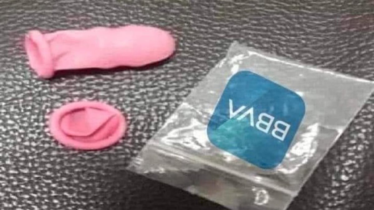 Twitter: Los mini condones que regalan en el BBVA para evitar el coronavirus causan sensación