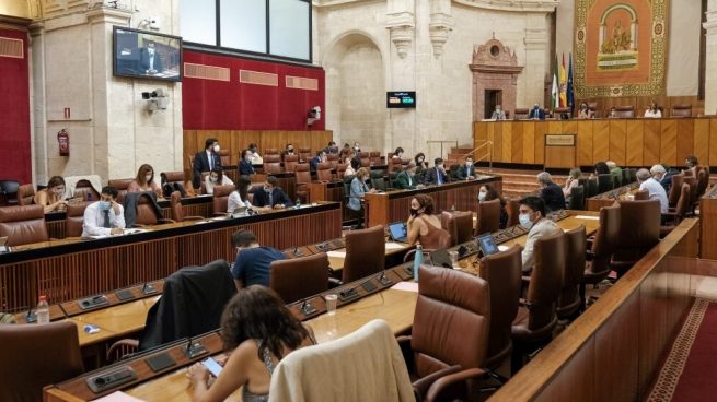 PSOE y Adelante Andalucía se niegan oficialmente a condenar la violencia contra Vox en el País Vasco.