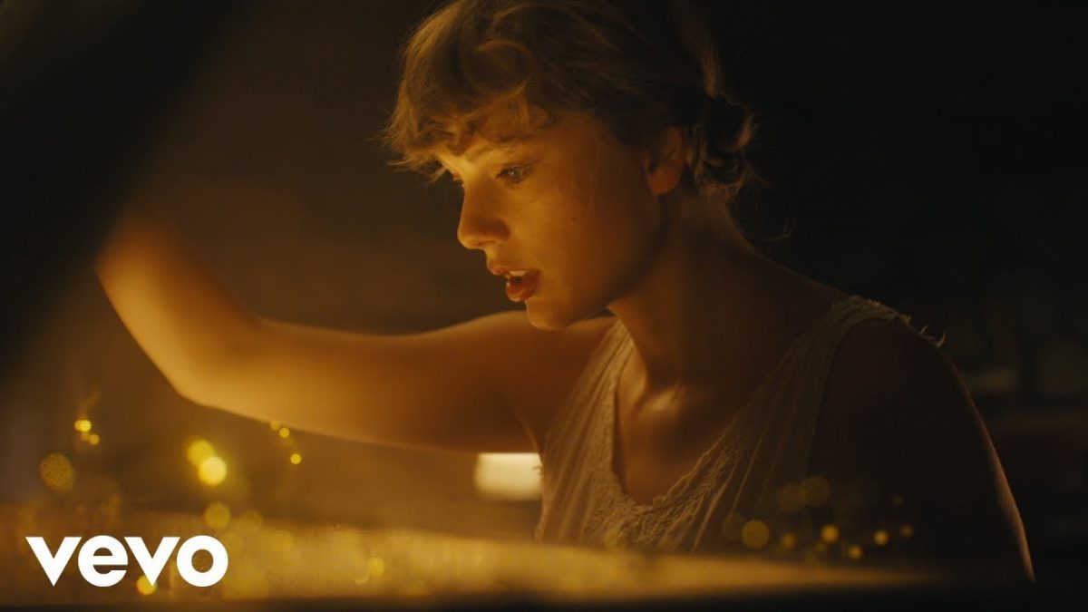 Taylor Swift estrena nuevo disco, ‘Folklore’