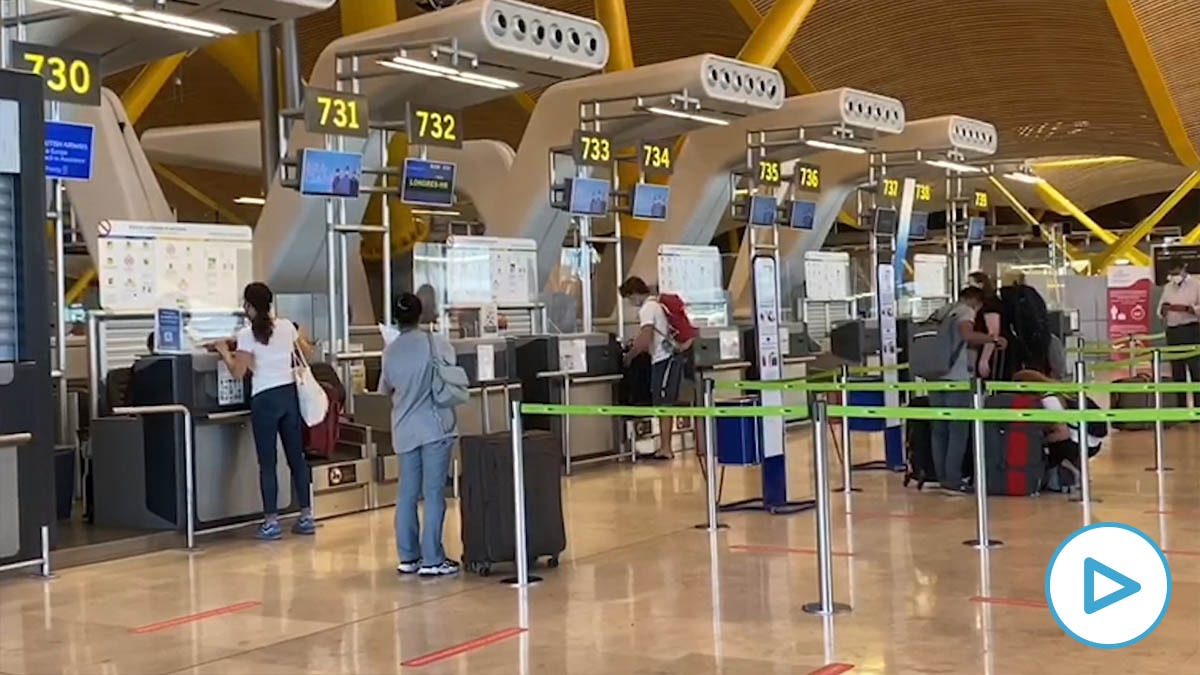 Mostradores de facturación en el aeropuerto de Barajas.