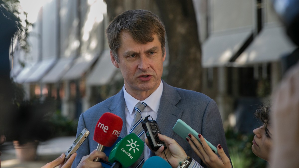 El embajador de Reino Unido en España, Hugh Elliot