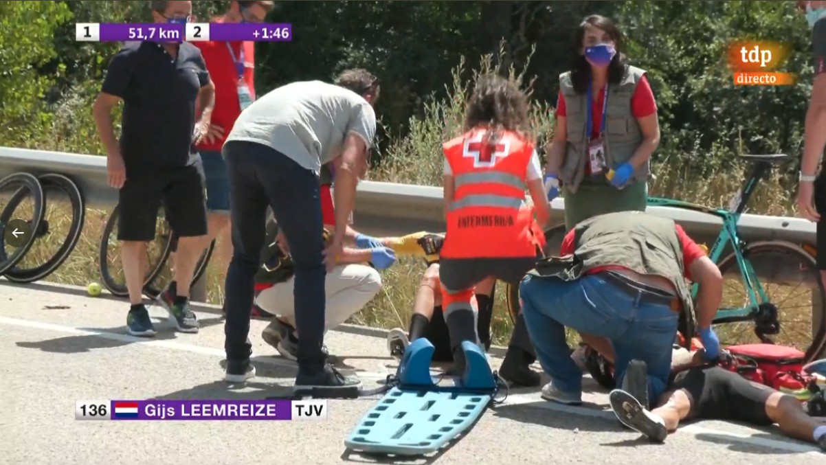 El momento de accidente que dejó a Leemreize malparado.