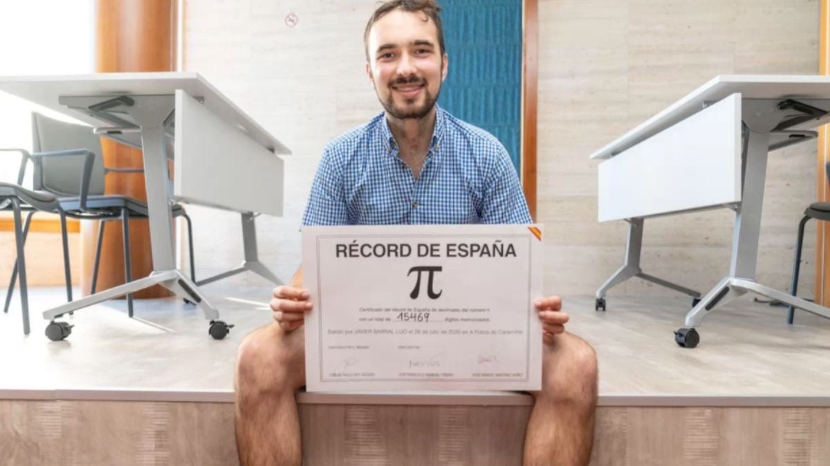 Un gallego bate el Récord de España memorizando 15.469 dígitos del número Pii