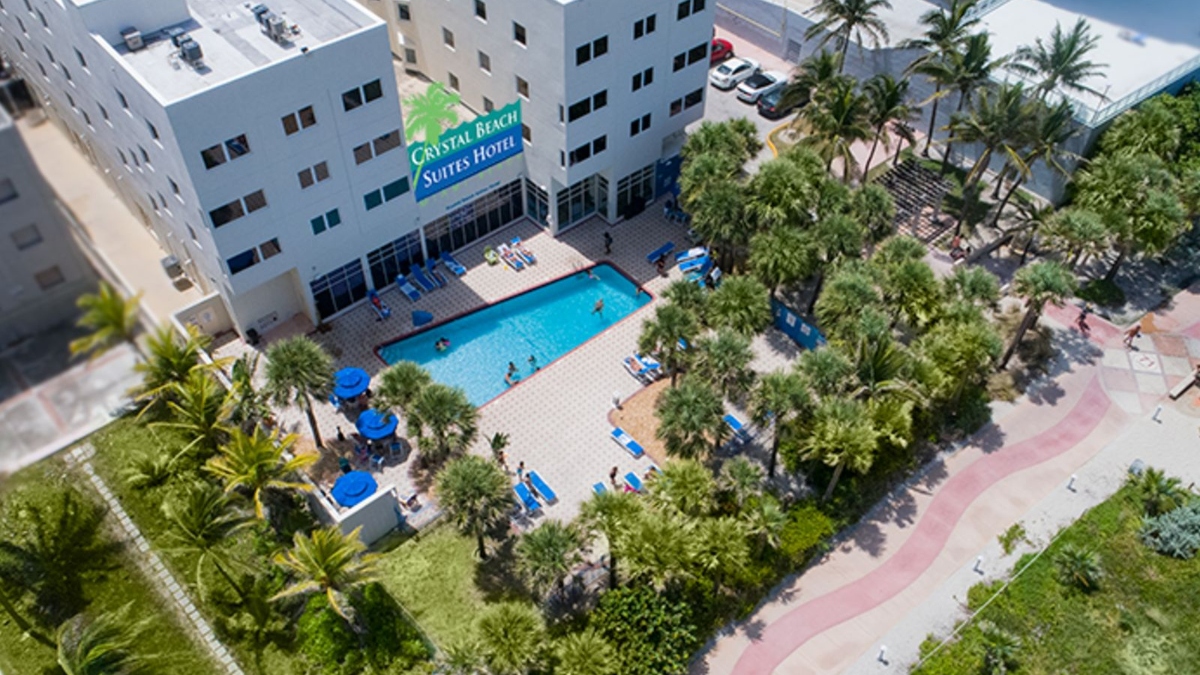 El Hotel Crystal Miami Beach donde sucedieron los disparos