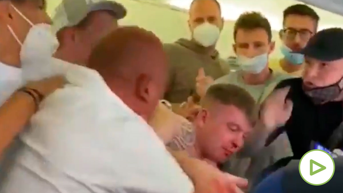 Brutal pelea en un vuelo entre Ámsterdam e Ibiza.