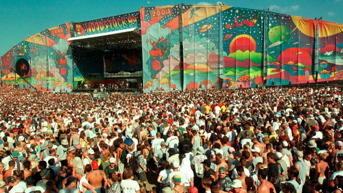 El 15 agosto de 1969 arranca el festival de Woodstock