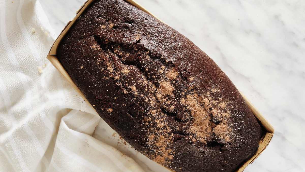 Receta de bizcocho de chocolate con centeno sin lácteos ni huevos