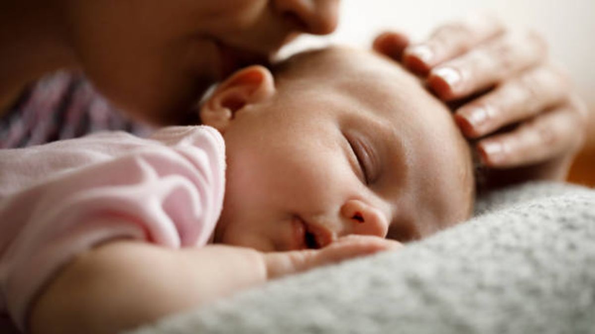 Los expertos recomiendan que los padres tengan con los niños momentos de relax antes de que se vayan a la cama.