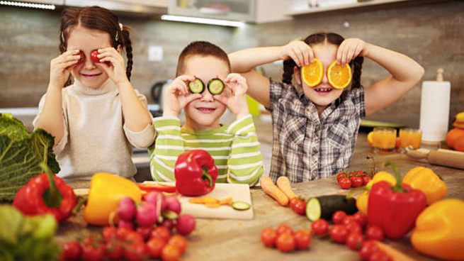 esclavo duda Numérico Fruta para niños: consejos para alimentarlos de forma divertida