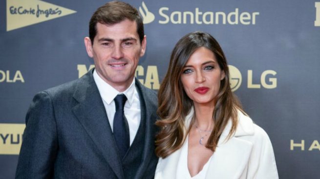 Iker Casillas y Sara Carbonero, en un acto (EFE).