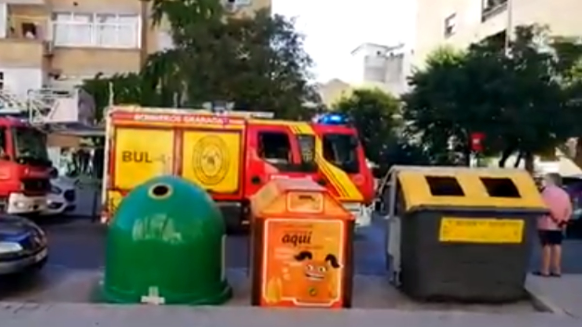 Un vecino de Granada resulta herido al descolgarse desde su balcón al grito de: “¡Tengo el virus!”