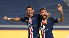 Di María y Neymar celebran el 0-2 del argentino ante el Leipzig. (AFP)