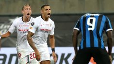 Diego Carlos celebra su gol al Inter. (Getty)