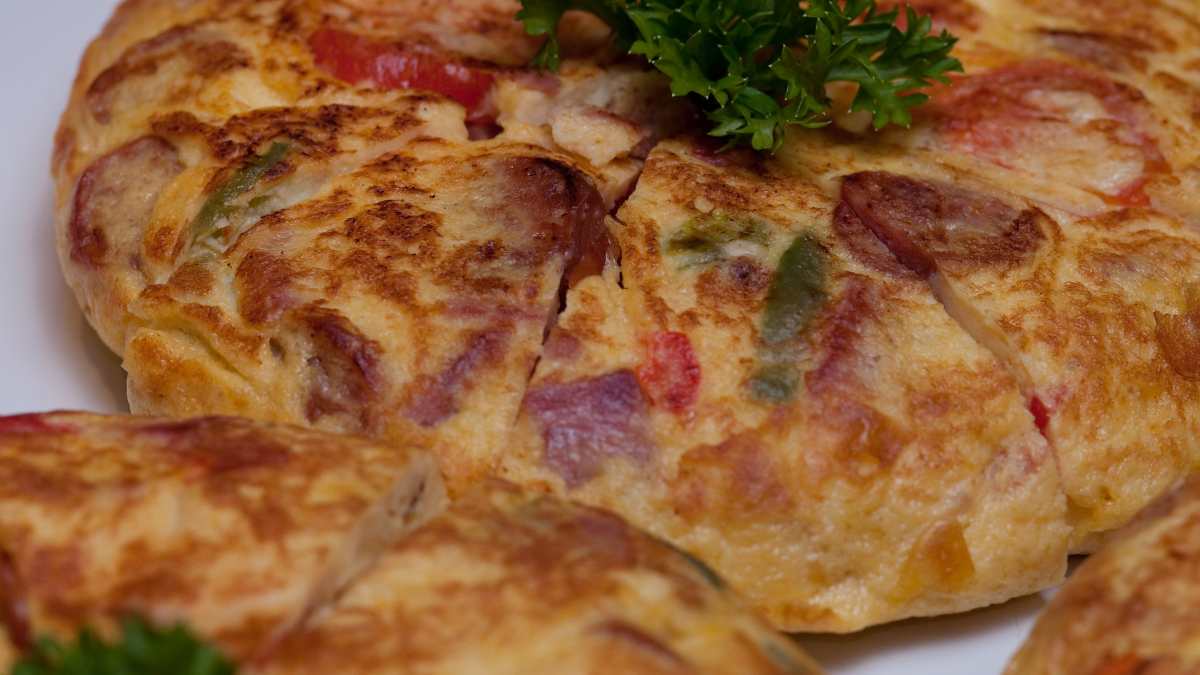 Tortilla de patatas y brie - Blog de recetas de María Lunarillos