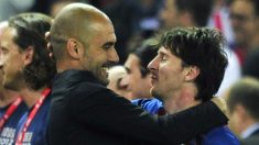 Messi celebra un título con Guardiola en el Barcelona. (AFP)