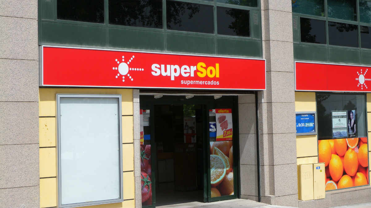 Supersol dejará fuera de la venta a Carrefour su supermercado de más de 700 m2 de Pozuelo