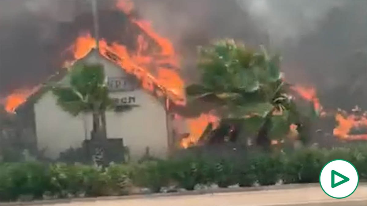 Un incendio arrasa el club Puro Beach del empresario Rosauro Varo pareja de Amaia Salamanca