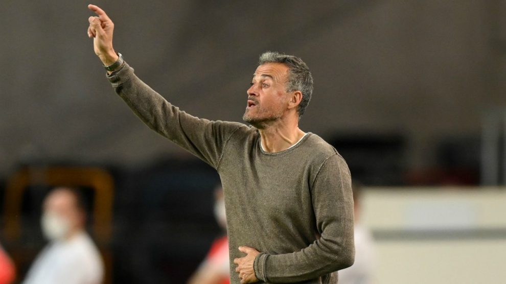 Luis Enrique durante un partido con España. (Getty)