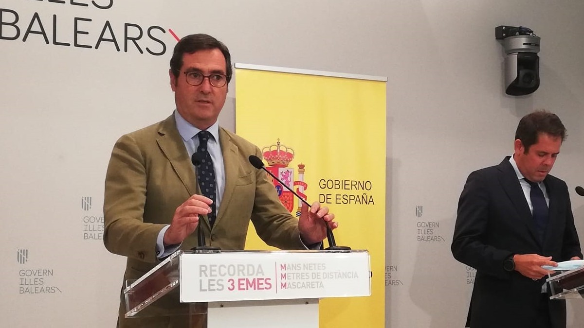 Los presidentes de la CEOE y Cepyme, Antonio Garamendi y Gerardo Cuerva, tras la reunión de la Mesa de Diálogo en Palma.