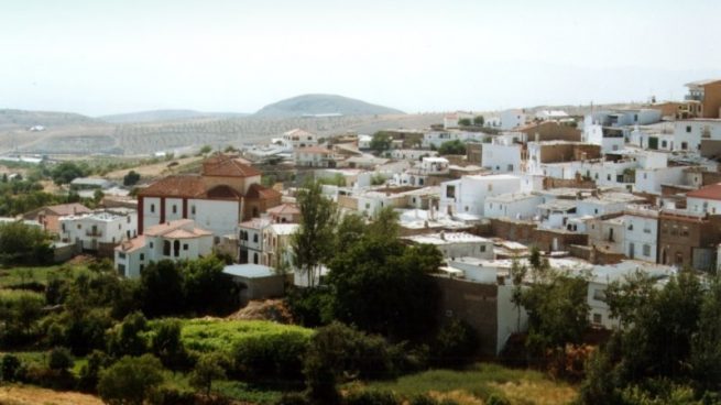 Charches (Granada) recomienda a sus 400 vecinos el autoconfinamiento tras registrar cuatro positivos