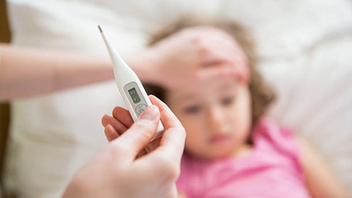 al revés Antagonismo Predecir Fiebre: cómo se mide la temperatura en niños y bebés
