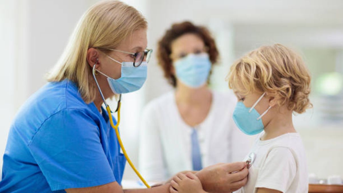 niños covid-19 gripe