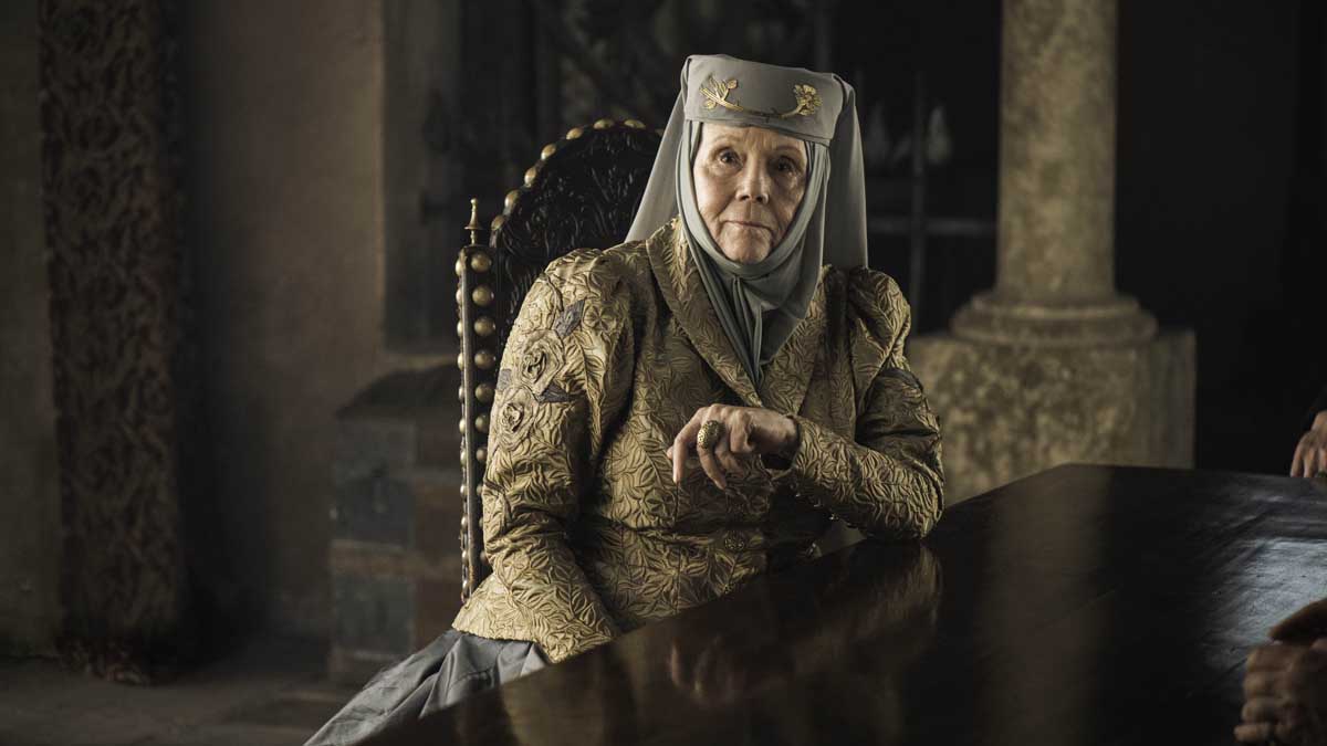 La actriz Diana Rigg caracterizada como la reina Olenna Tyrell de ‘juego de Tronos’.