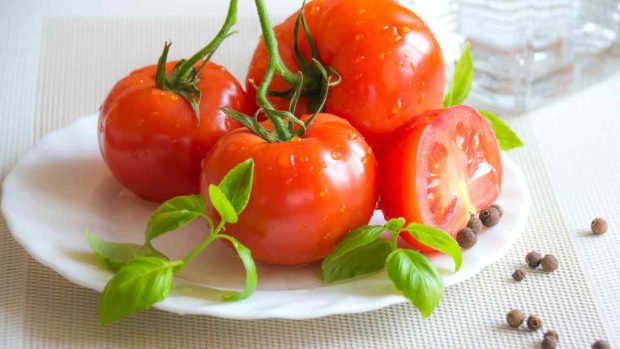 Sopa fría de pepino, sandía y tomate: Receta fácil y ligera