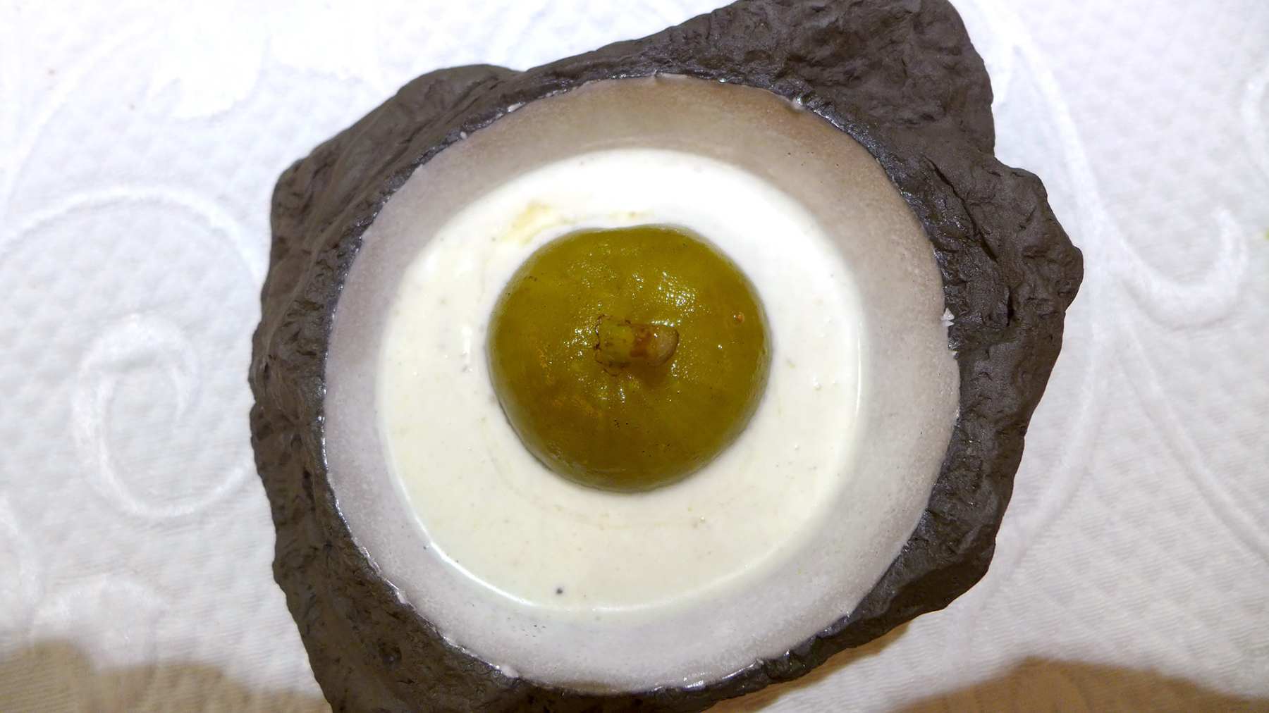 Yogur con mermelada de higos