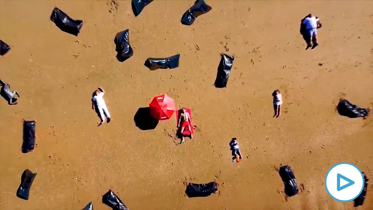 El vídeo de Pedro Sánchez tomando el sol entre muertos del Covid que se ha convertido en viral.