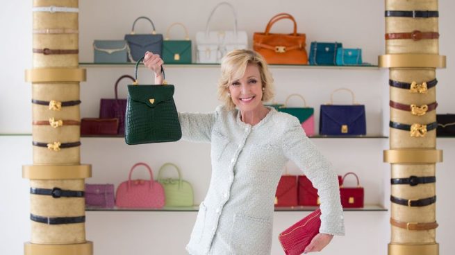 Lana Marks, la diseñadora de bolsos de lujo que es embajadora de EEUU en Sudáfrica.
