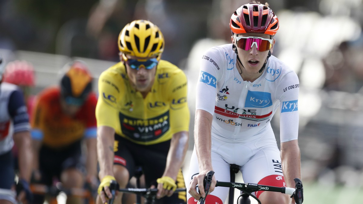 Primoz Roglic y Pogacar durante la etapa 16 del Tour de Francia 2020. (AFP)
